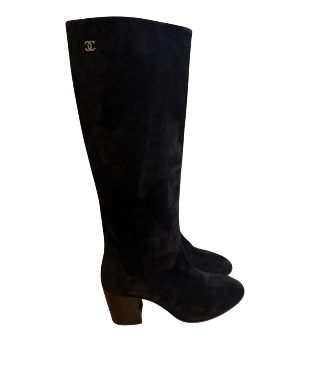 CHANEL Черные замшевые сапоги, фото 1
