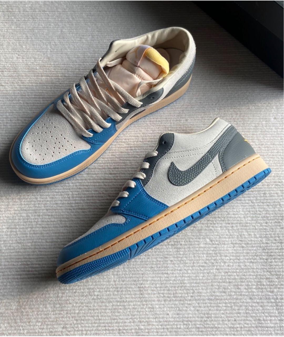 JORDAN Голубые кожаные кроссовки, фото 2