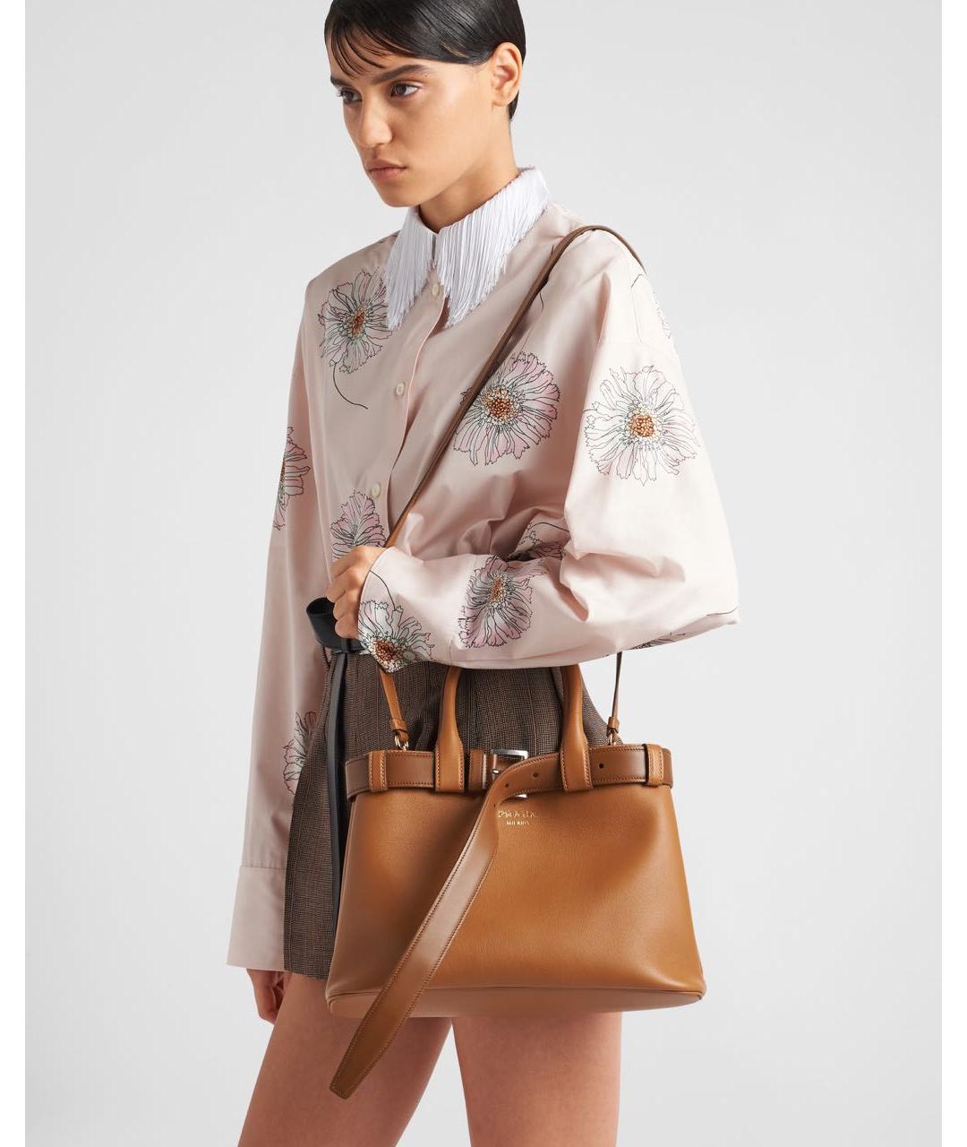 PRADA Коричневая кожаная сумка с короткими ручками, фото 5