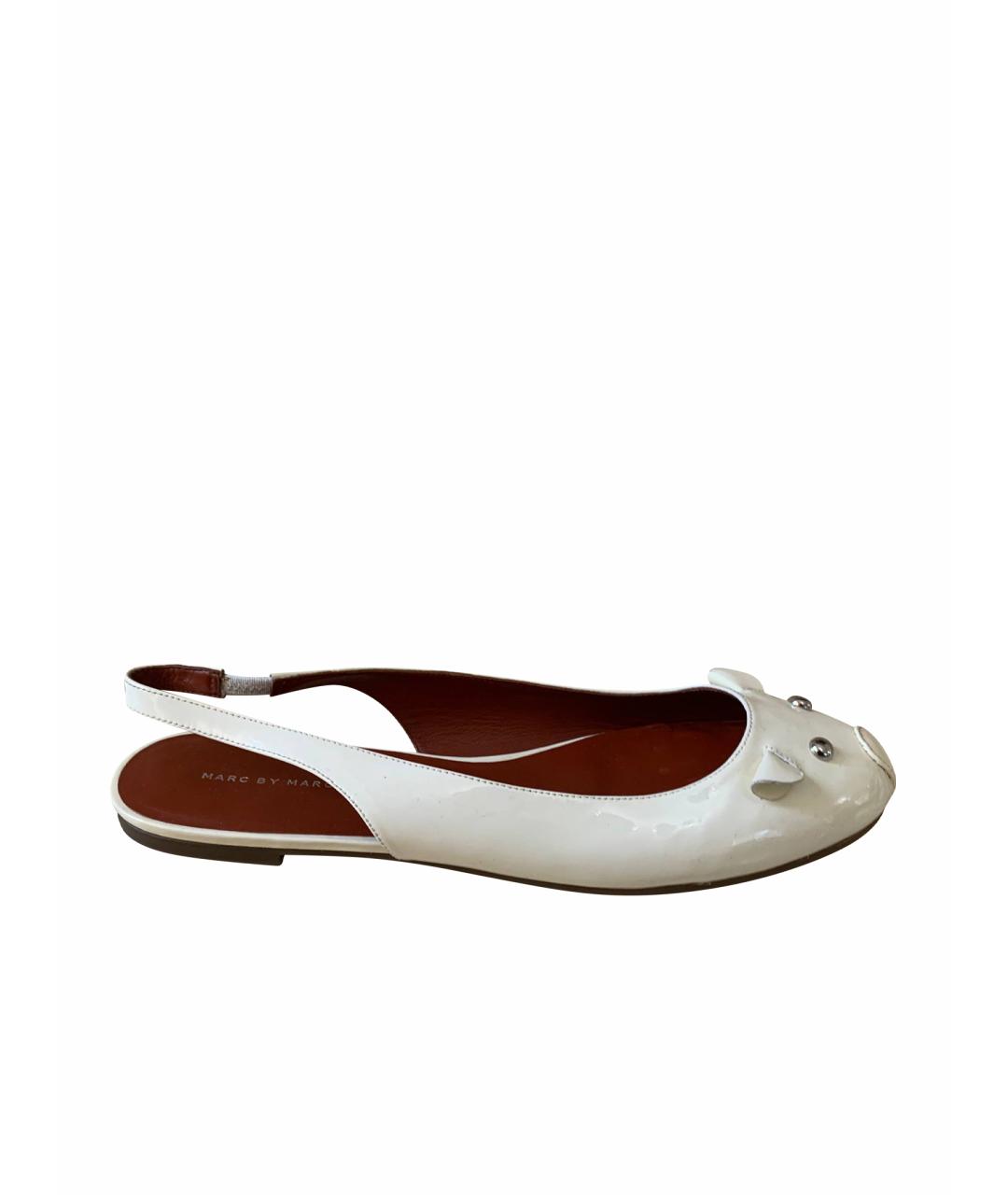 MARC JACOBS Бежевые балетки из лакированной кожи, фото 1