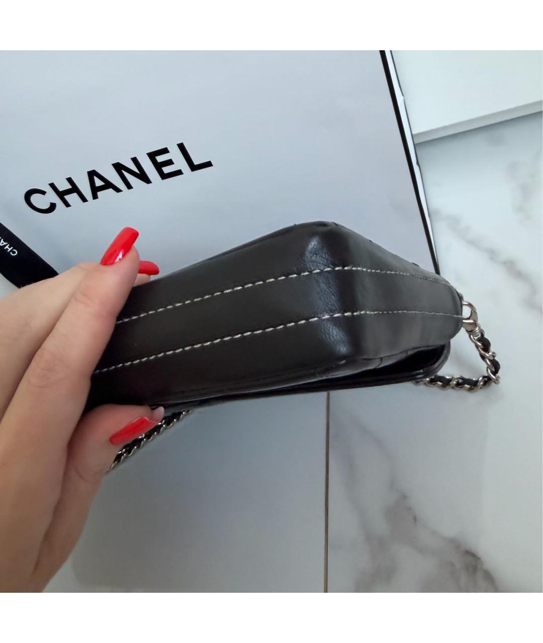 CHANEL Черная кожаная сумка с короткими ручками, фото 6
