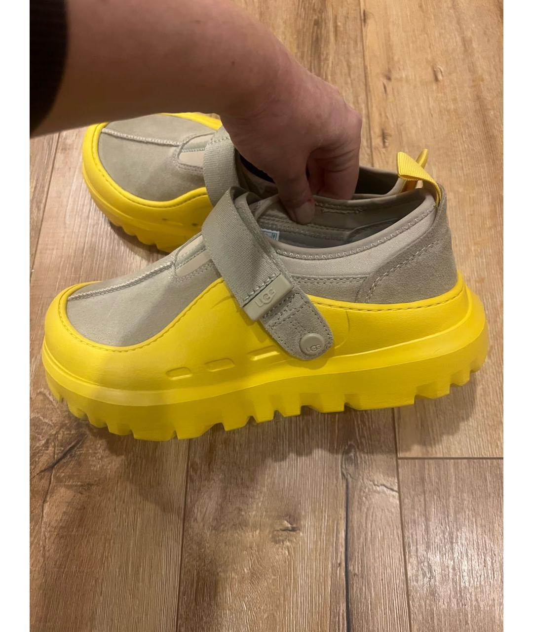 UGG AUSTRALIA Желтые замшевые слипоны, фото 4