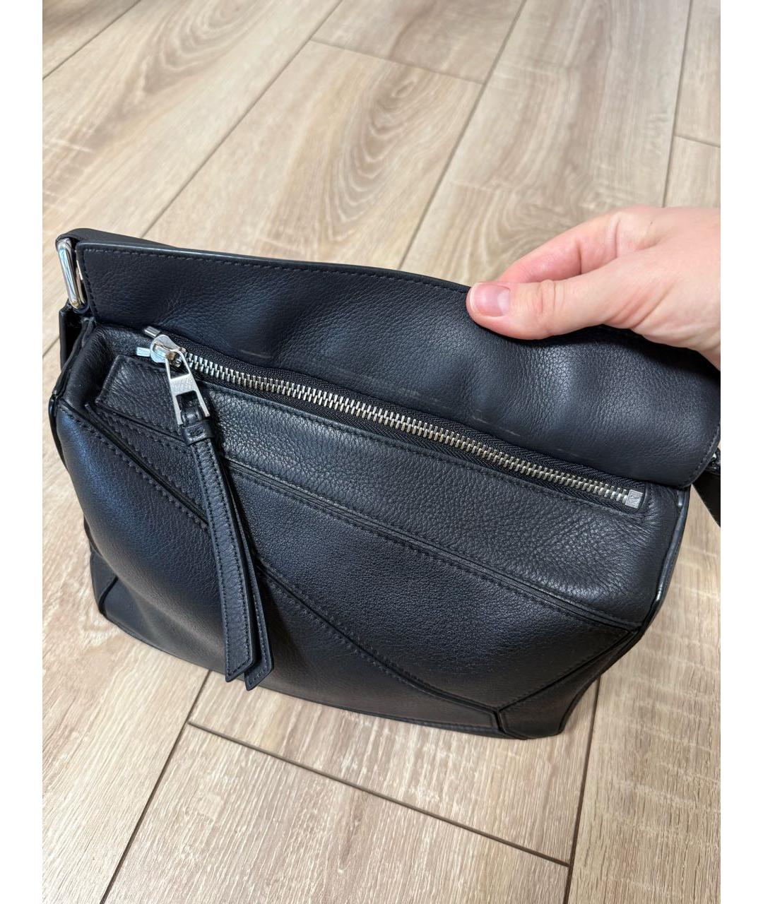 LOEWE Черная кожаная сумка с короткими ручками, фото 2