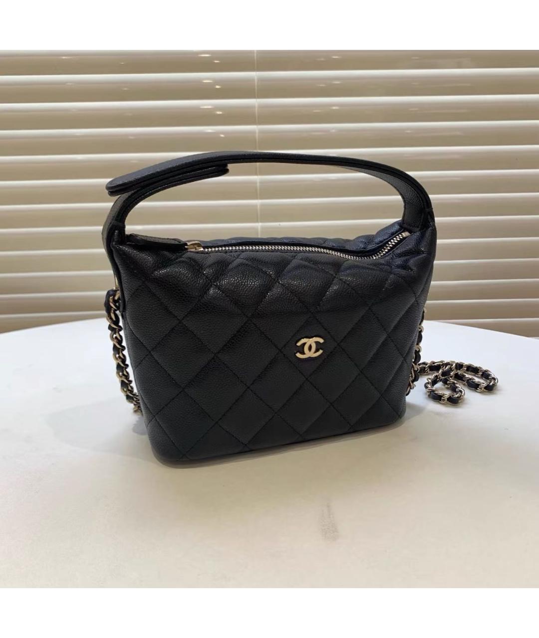 CHANEL Черная кожаная сумка через плечо, фото 3