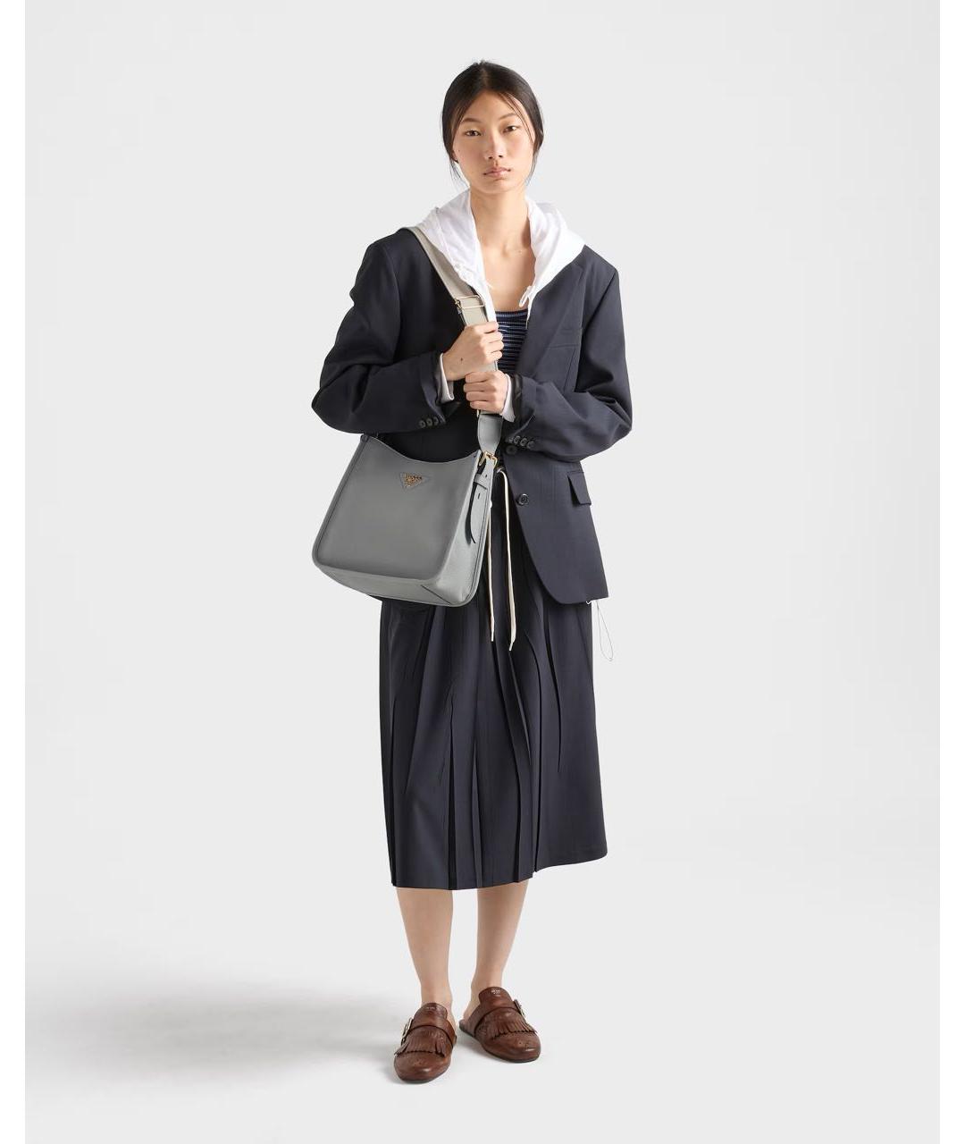 PRADA Серая кожаная сумка через плечо, фото 2