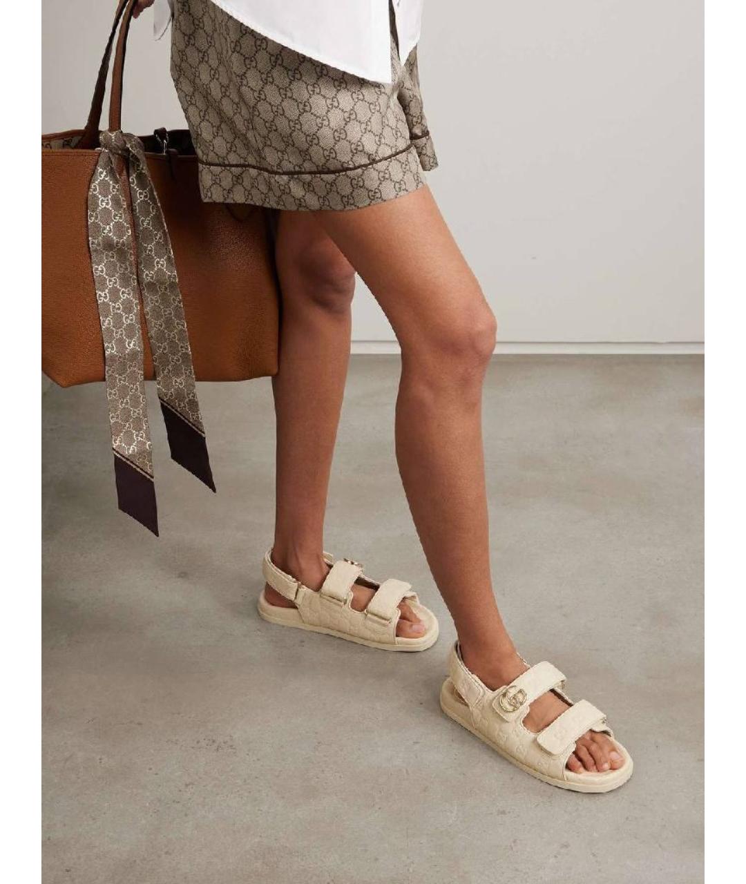 GUCCI Бежевые кожаные босоножки, фото 2