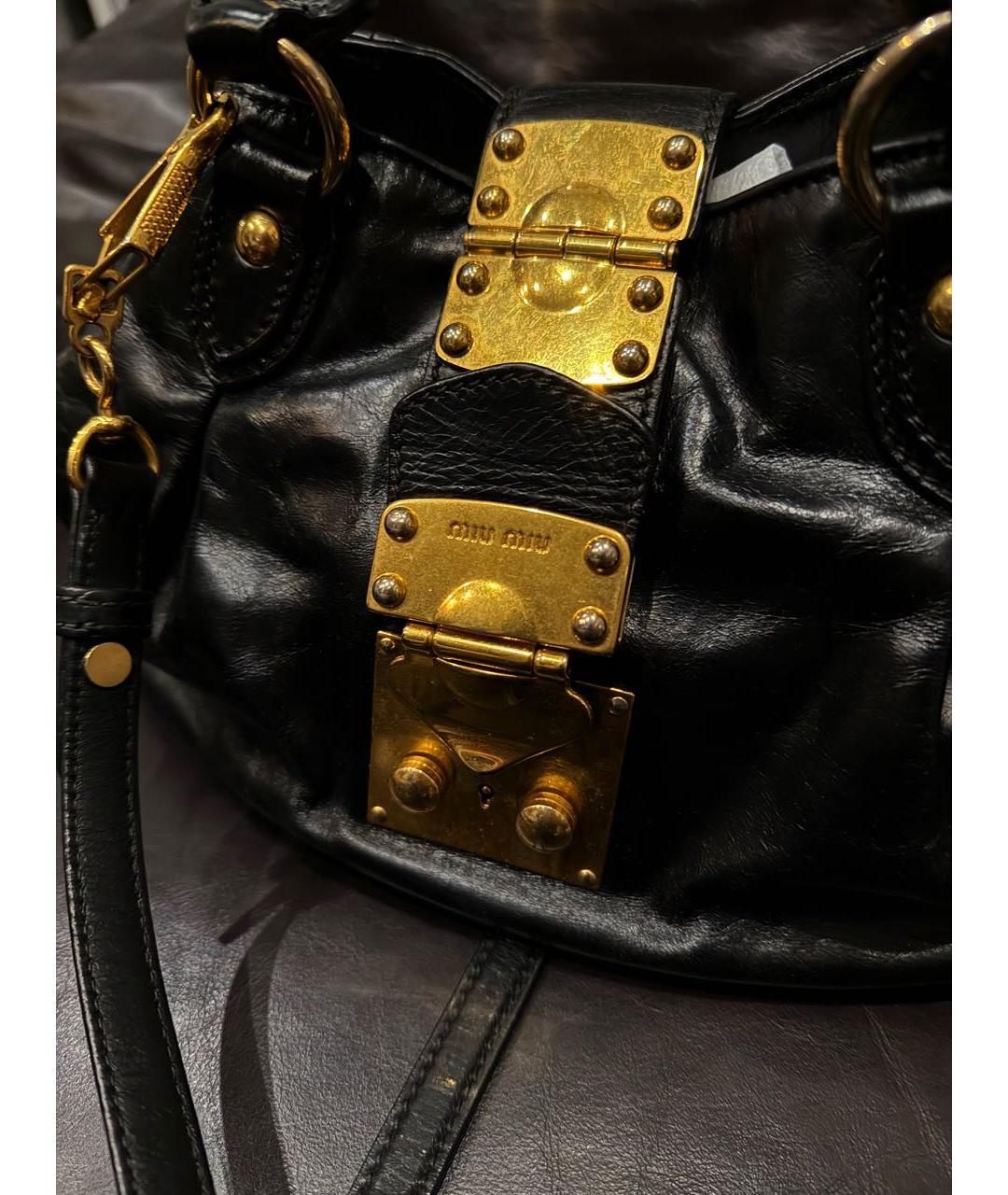 MIU MIU Черная кожаная сумка через плечо, фото 3