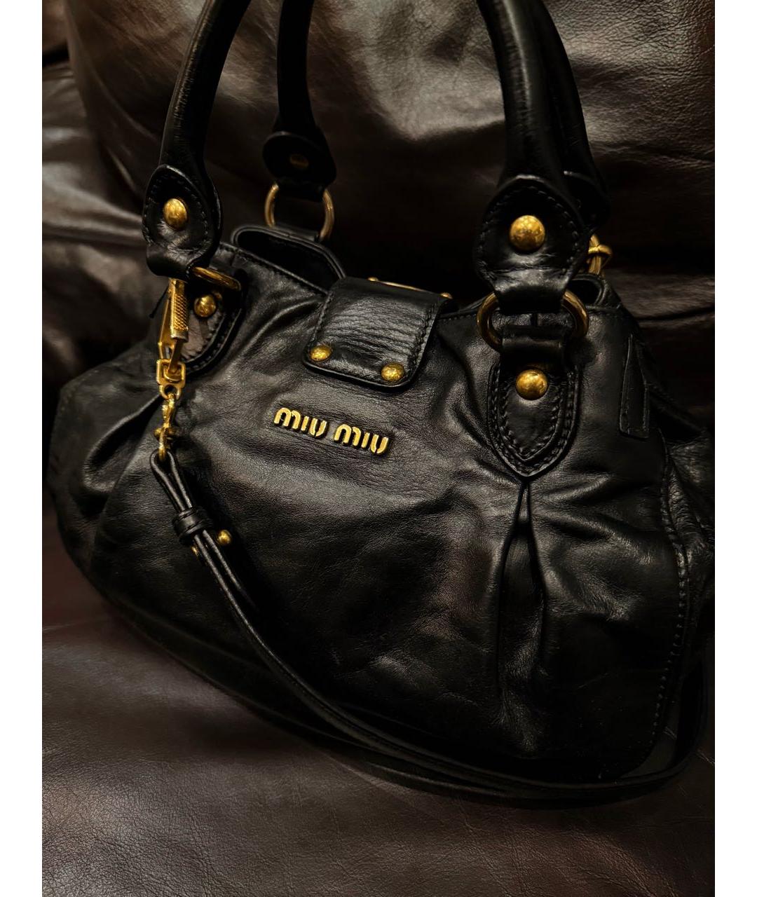 MIU MIU Черная кожаная сумка через плечо, фото 5