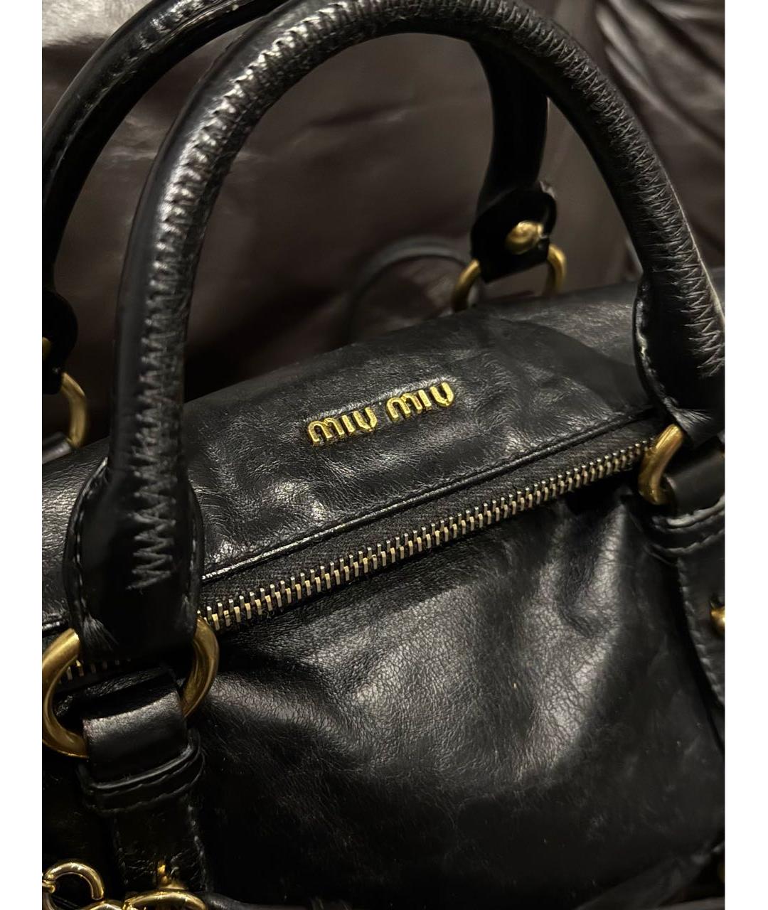 MIU MIU Черная кожаная сумка через плечо, фото 4