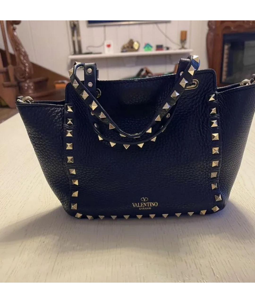 VALENTINO Черная кожаная сумка через плечо, фото 5