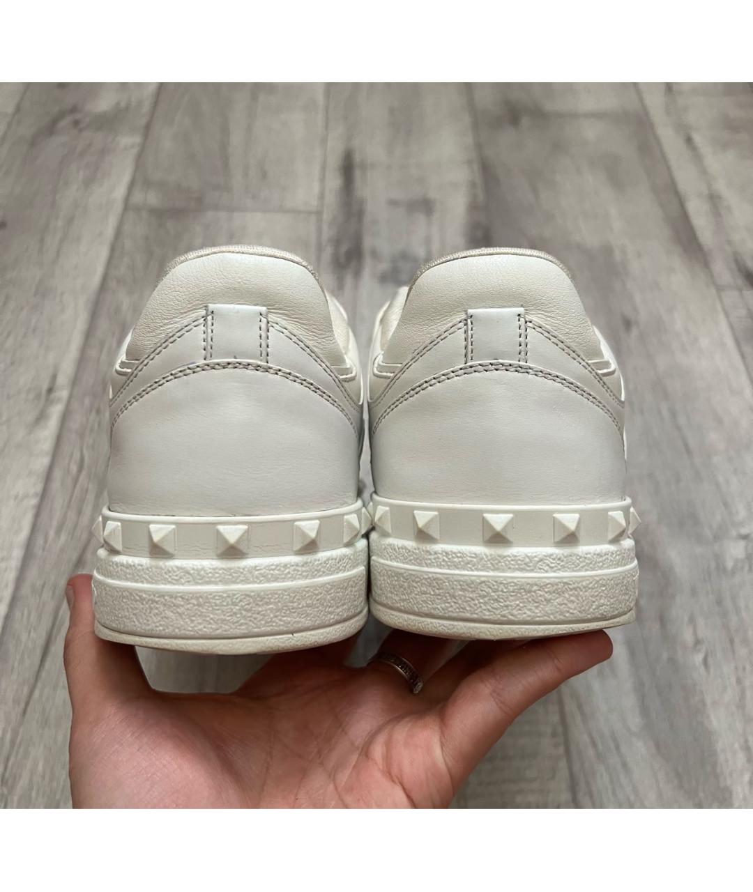 VALENTINO Белые кожаные низкие кроссовки / кеды, фото 6