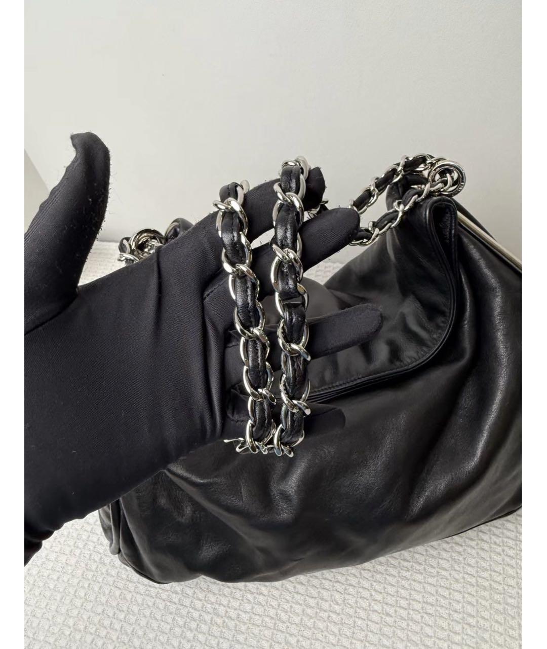 CHANEL Черная кожаная сумка тоут, фото 5