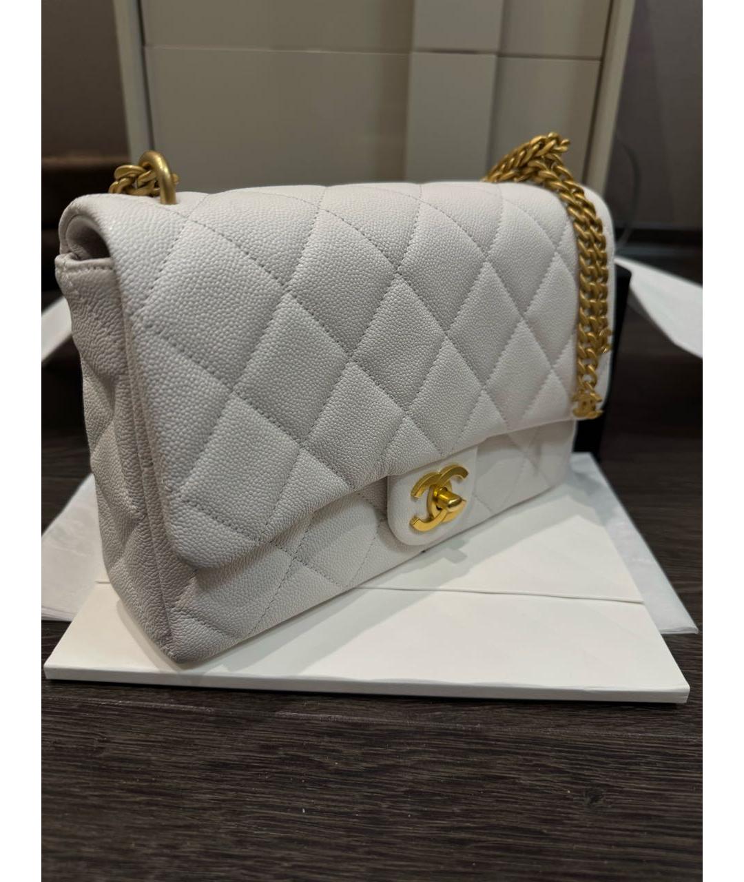 CHANEL Белая кожаная сумка через плечо, фото 2