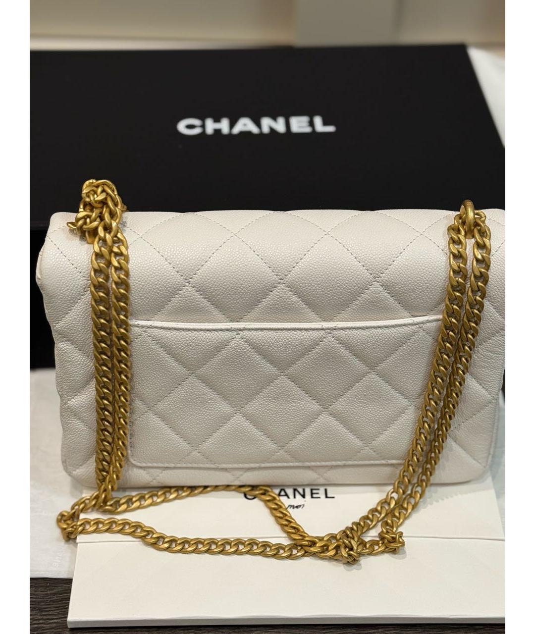 CHANEL Белая кожаная сумка через плечо, фото 3