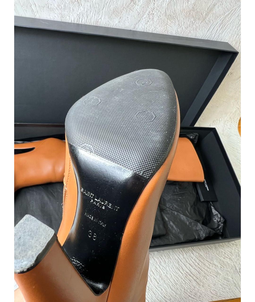 SAINT LAURENT Коричневые кожаные сапоги, фото 5