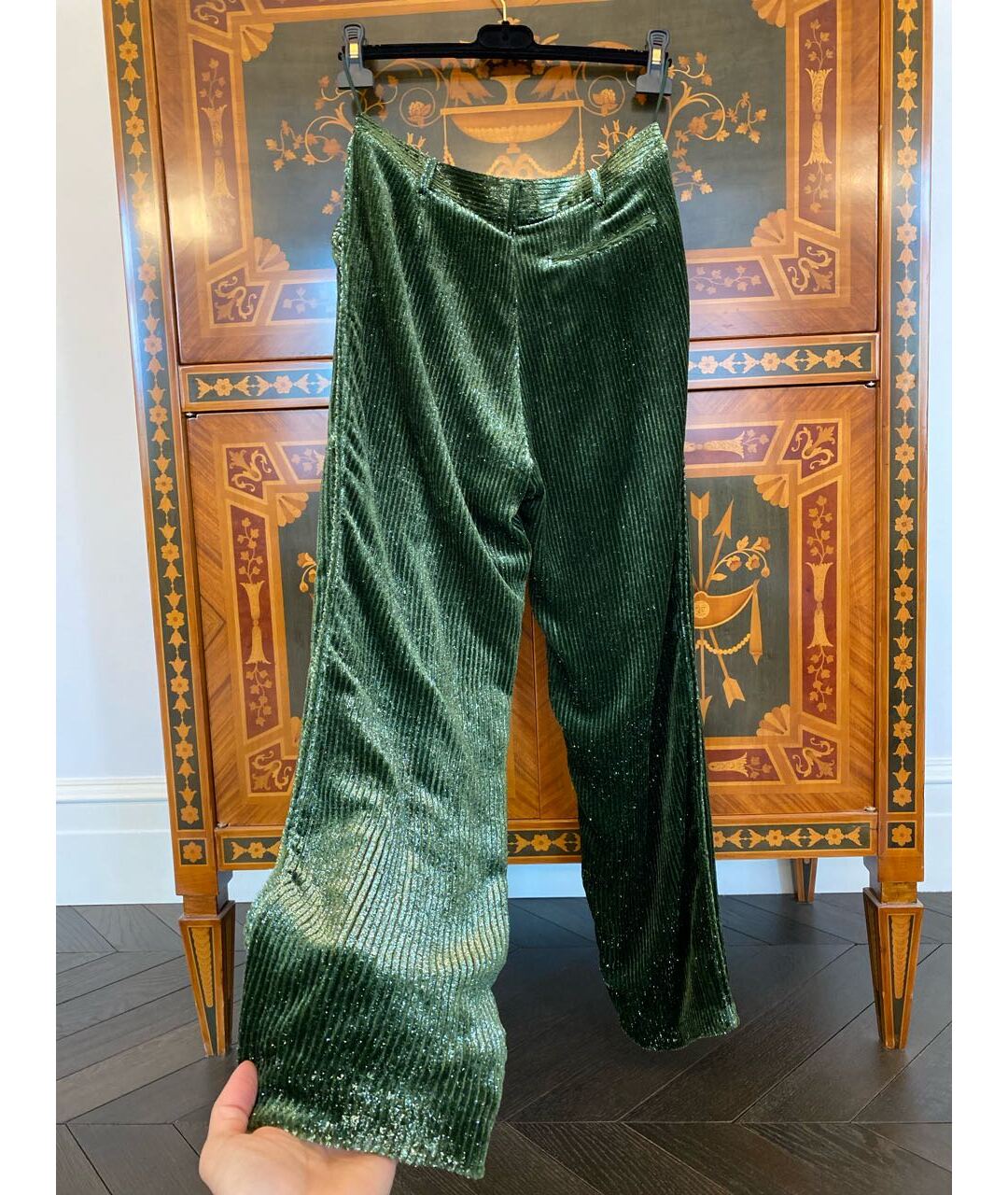 CHANEL PRE-OWNED Зеленые шелковые прямые брюки, фото 2