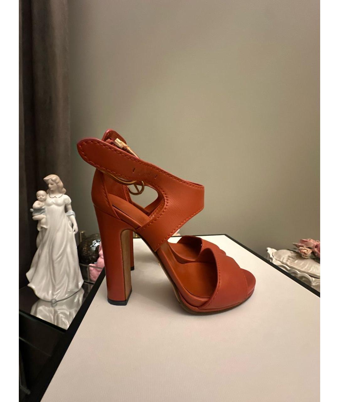 GUCCI Коралловые кожаные босоножки, фото 5