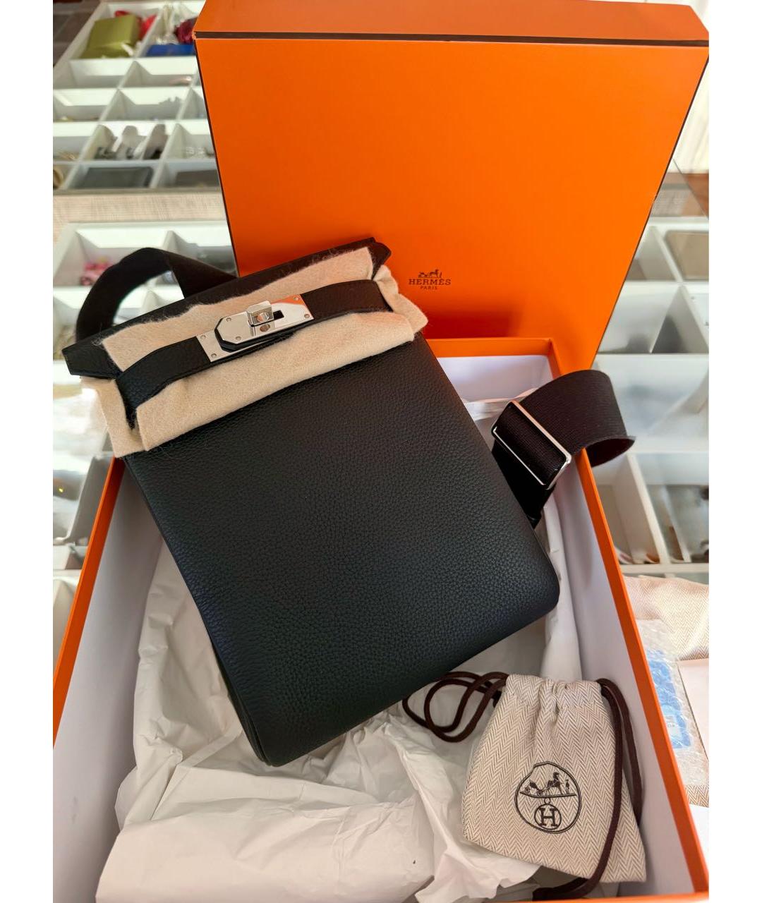 HERMES Черная кожаная сумка на плечо, фото 2