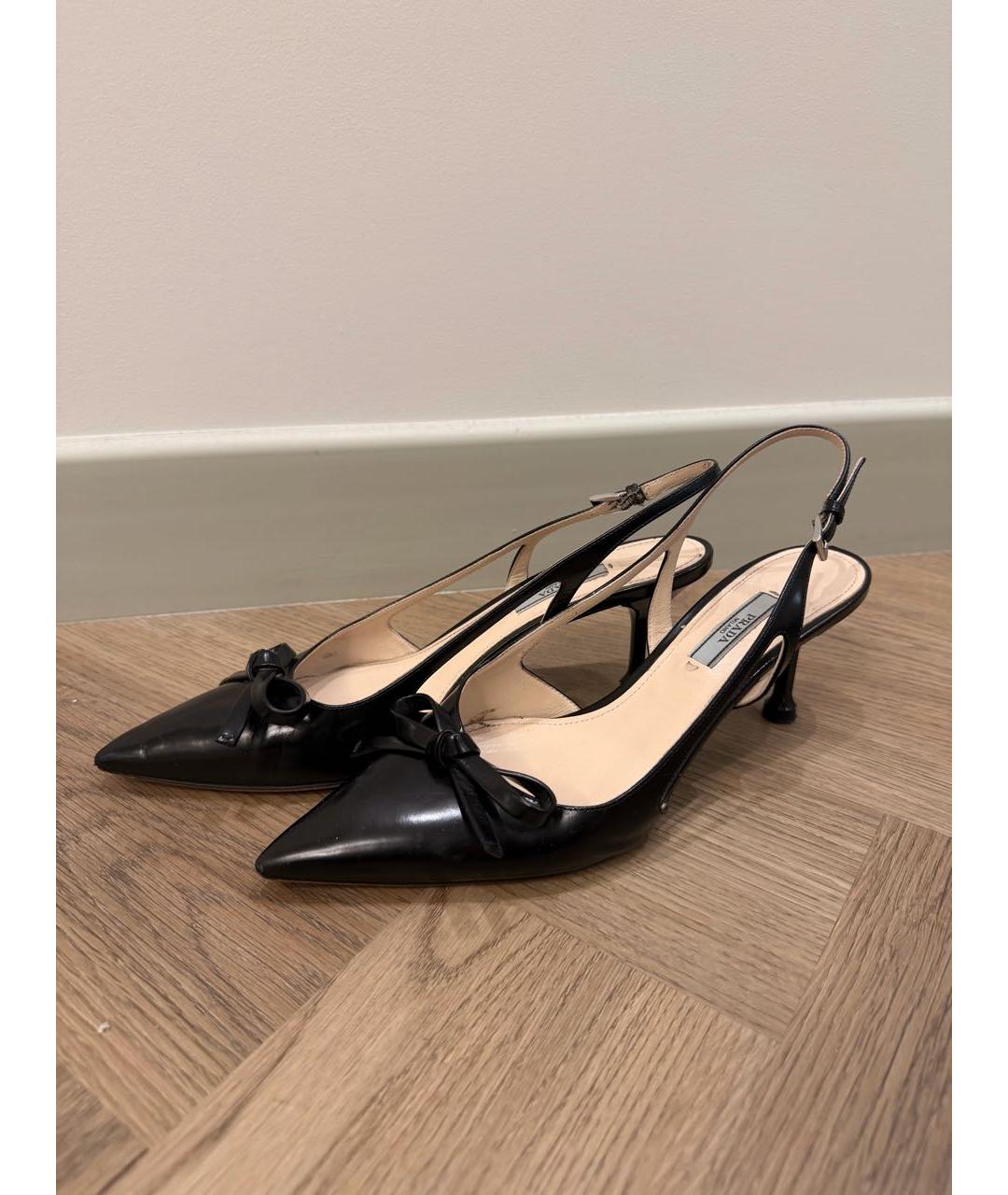 PRADA Черные кожаные лодочки на низком каблуке, фото 4