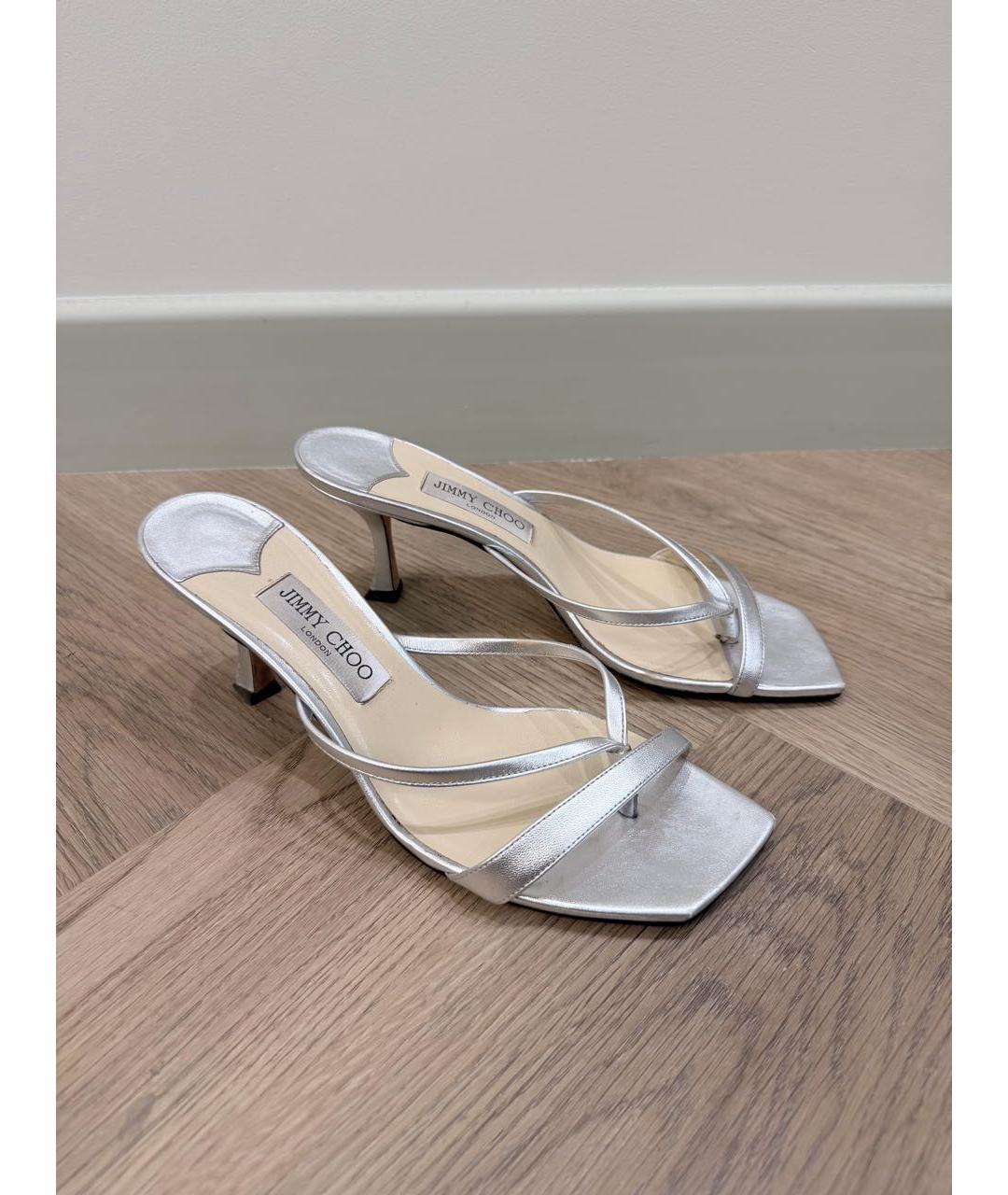 JIMMY CHOO Серебряные кожаные босоножки, фото 2