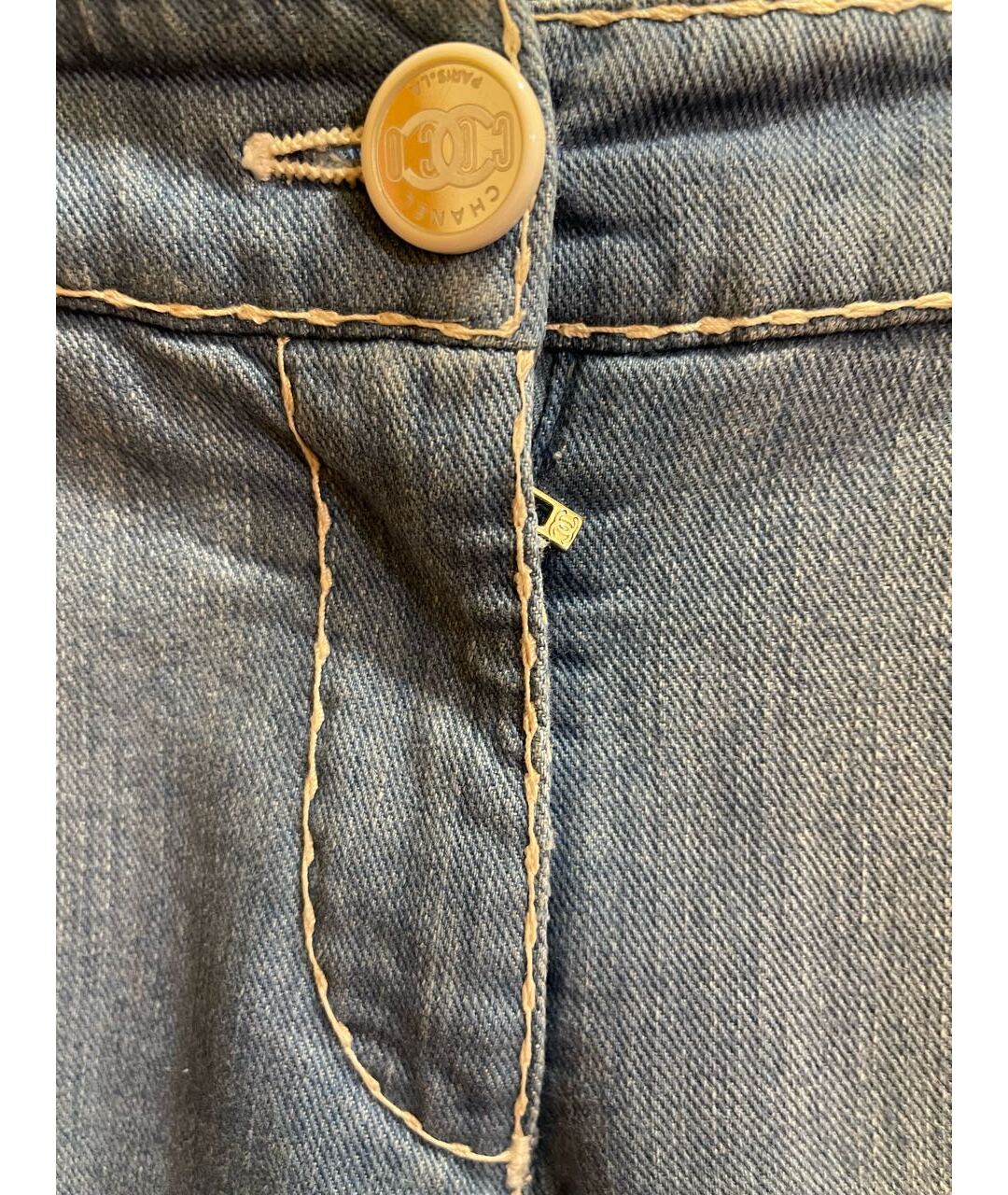 CHANEL Голубые хлопко-эластановые джинсы клеш, фото 3