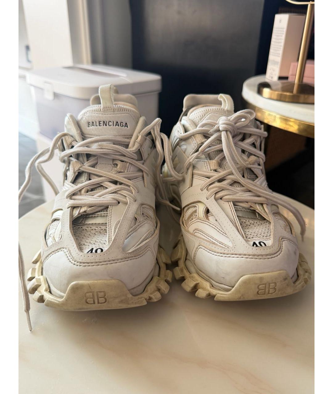 BALENCIAGA Бежевые кожаные кроссовки, фото 2