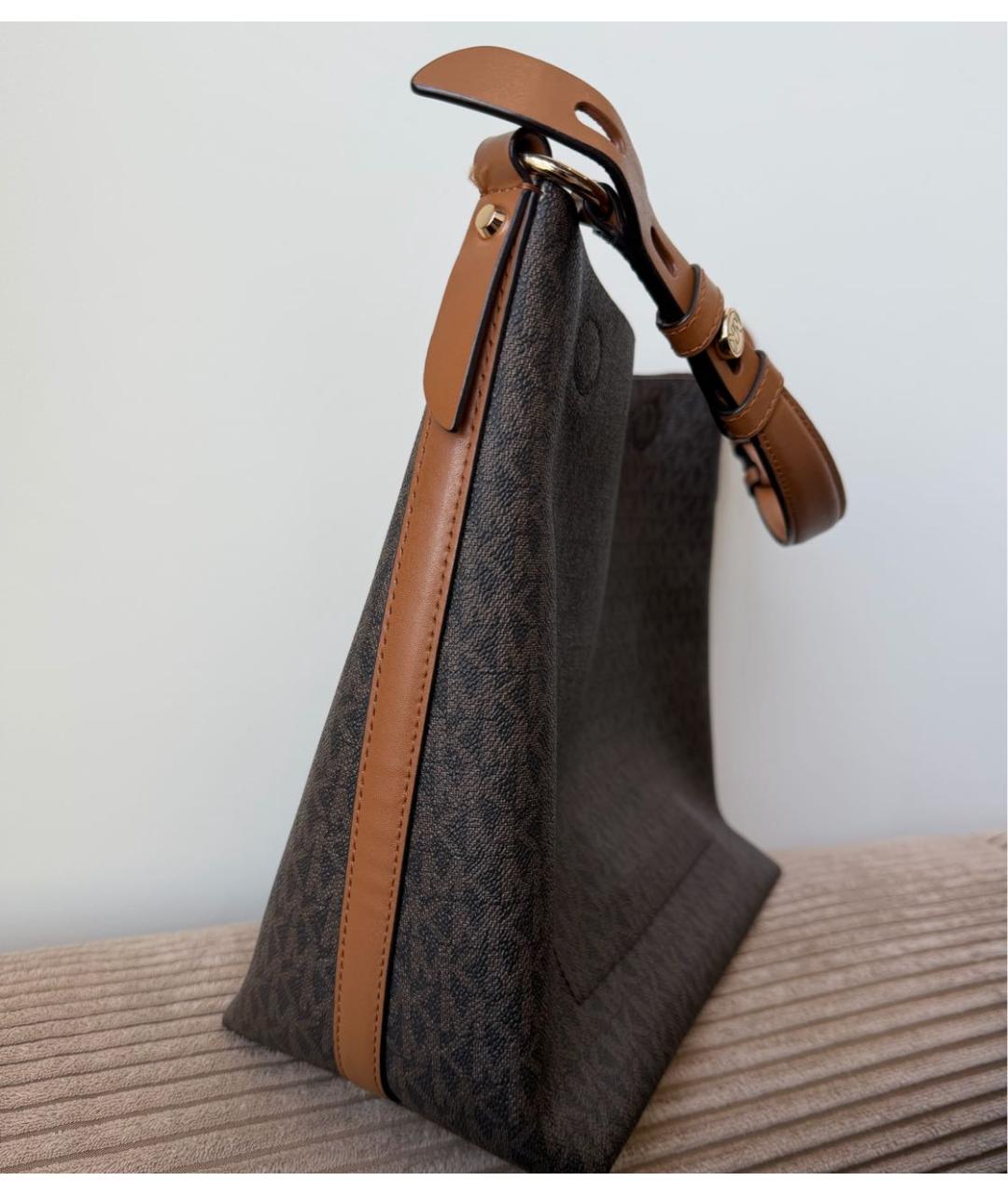 MICHAEL KORS Коричневая сумка с короткими ручками из искусственной кожи, фото 3