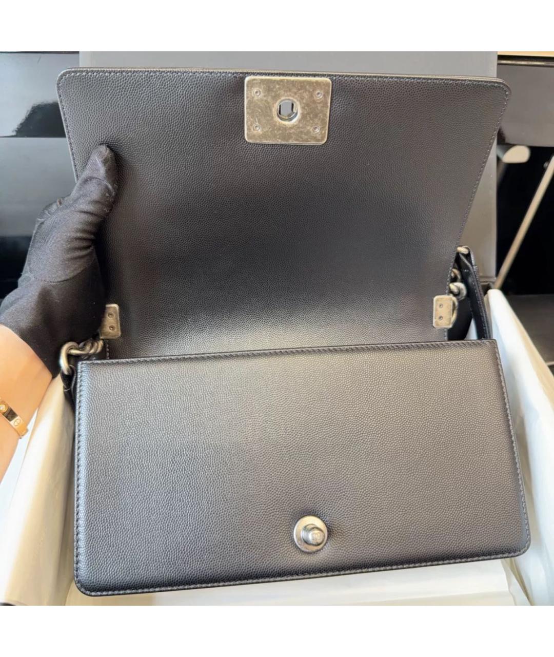 CHANEL Черная кожаная сумка через плечо, фото 7