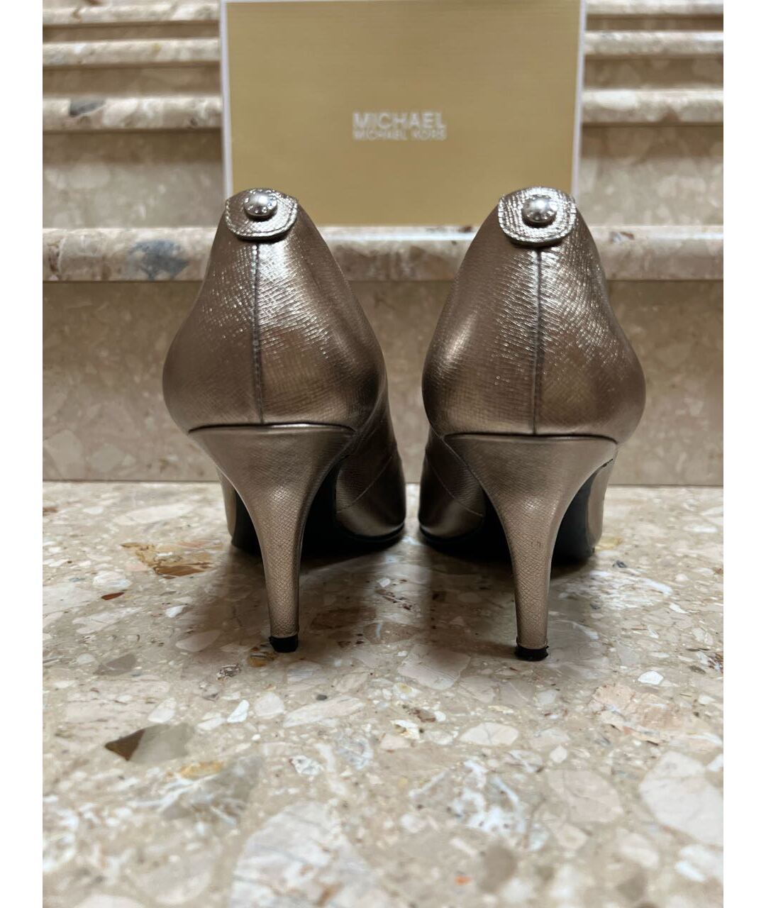 MICHAEL MICHAEL KORS Золотые кожаные туфли, фото 4