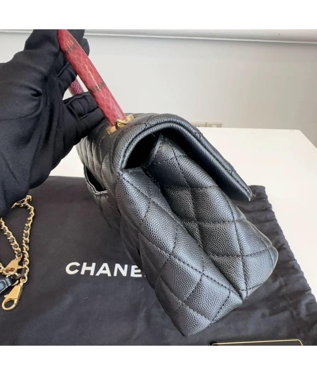 CHANEL Черная кожаная сумка с короткими ручками, фото 2