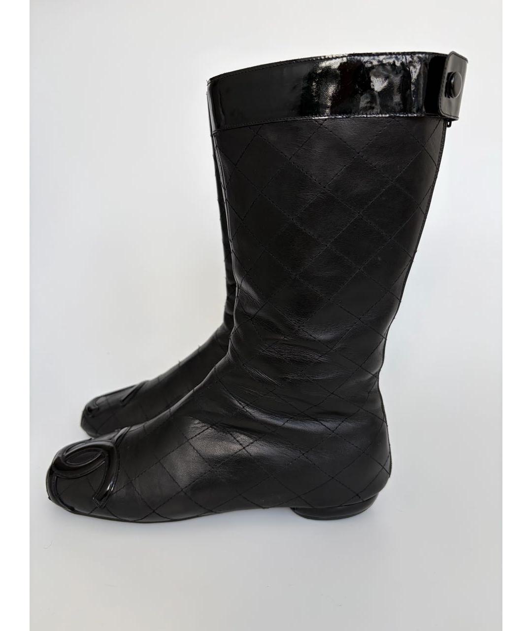 CHANEL Черные кожаные сапоги, фото 4