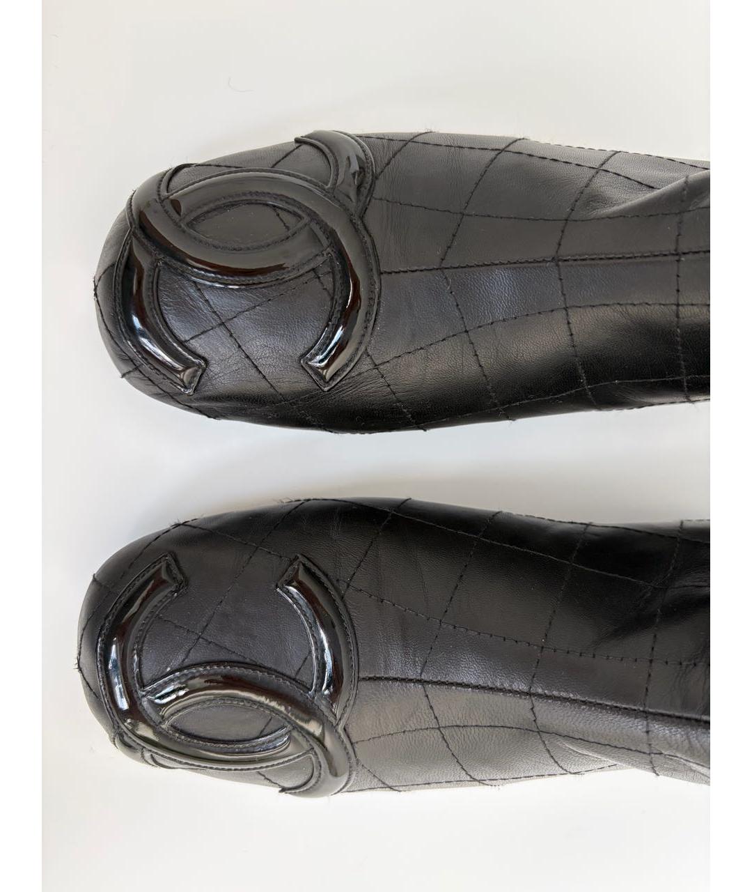 CHANEL Черные кожаные сапоги, фото 3