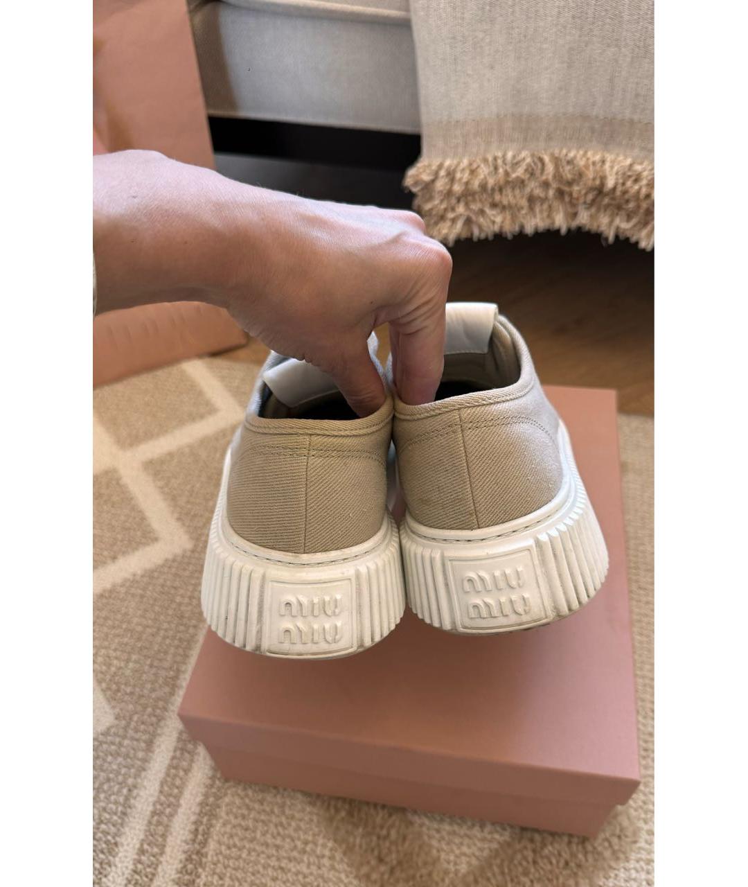 MIU MIU Бежевые текстильные кеды, фото 6