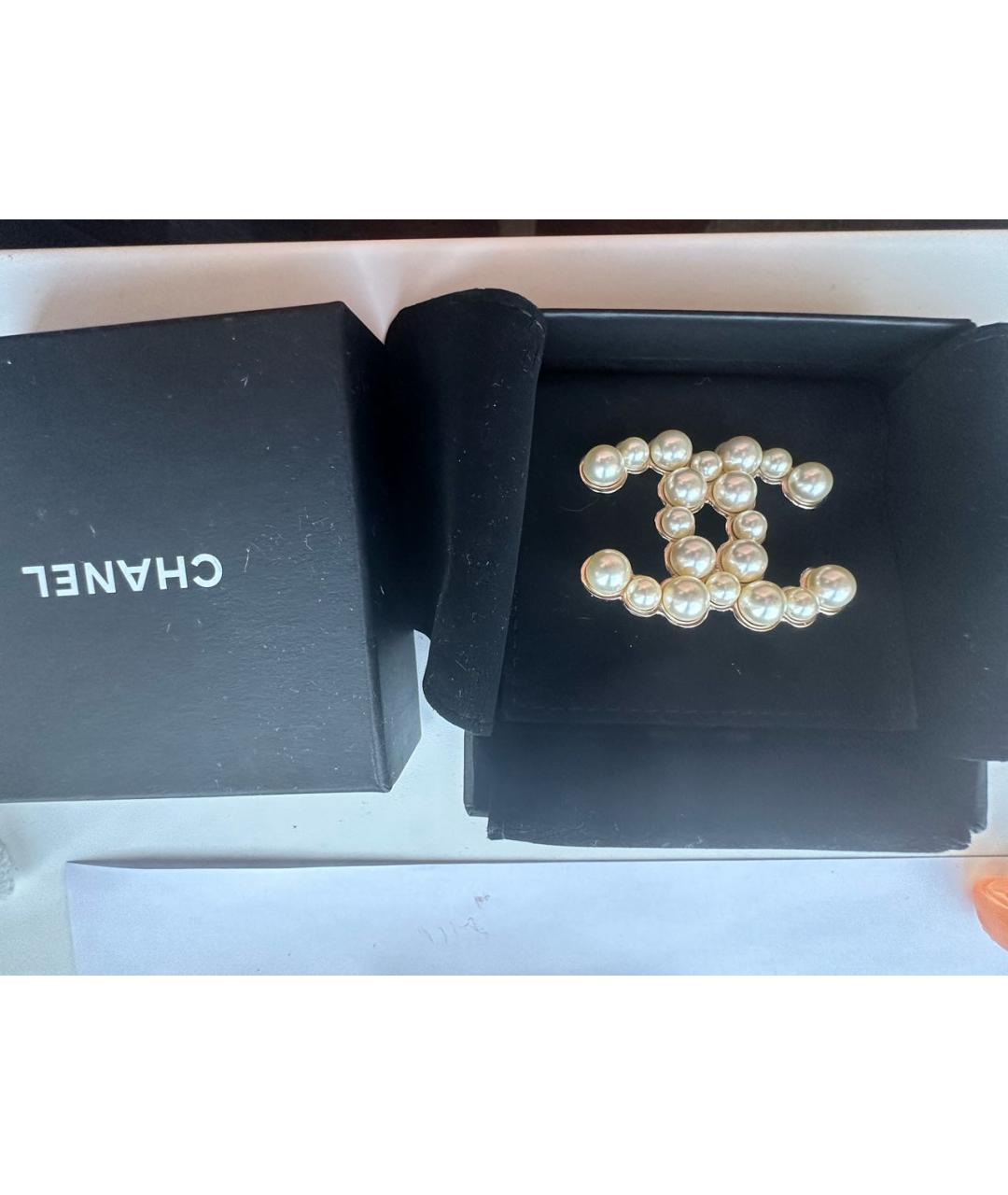 CHANEL Бежевая металлическая булавка / брошь, фото 4