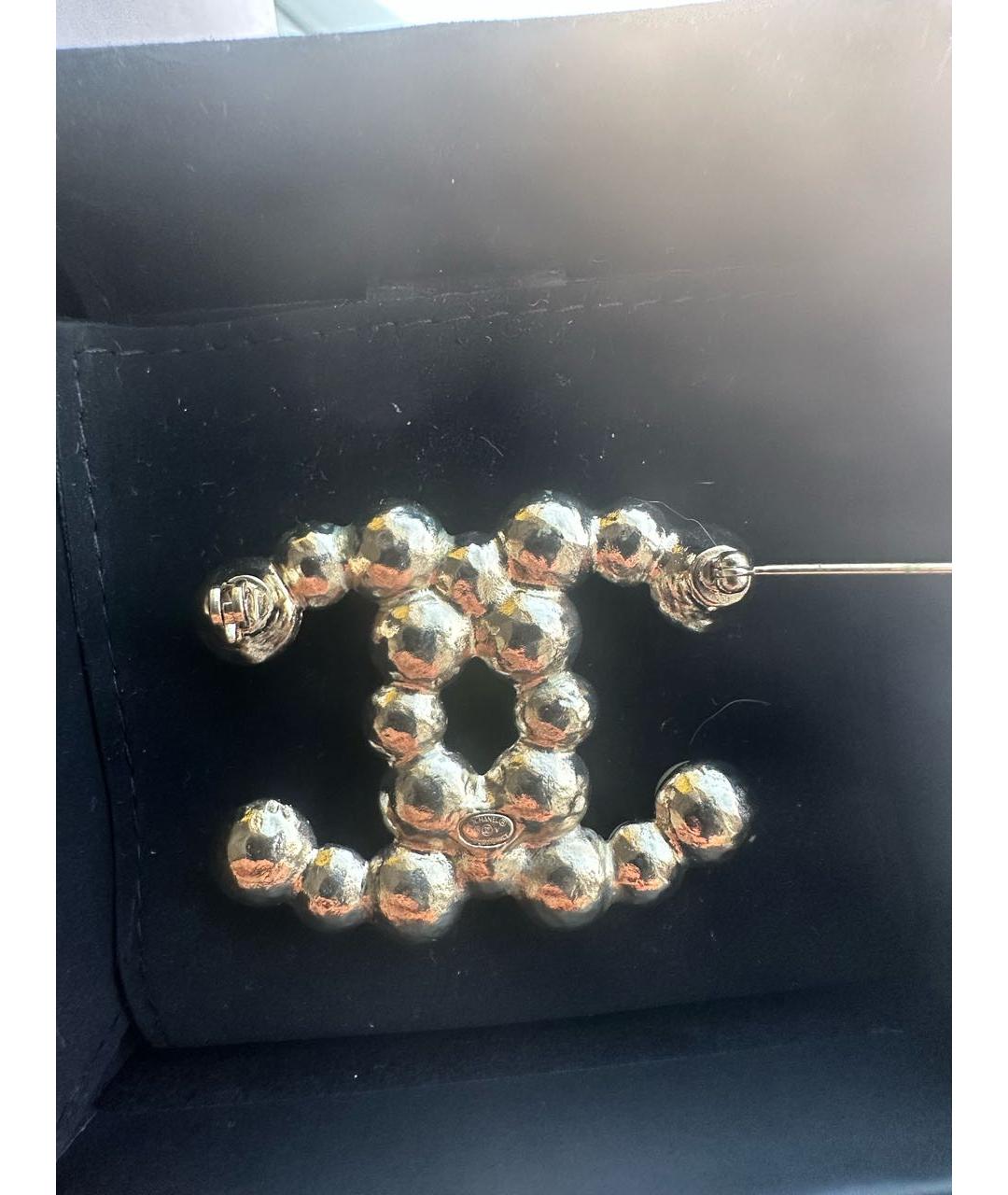 CHANEL Бежевая металлическая булавка / брошь, фото 3