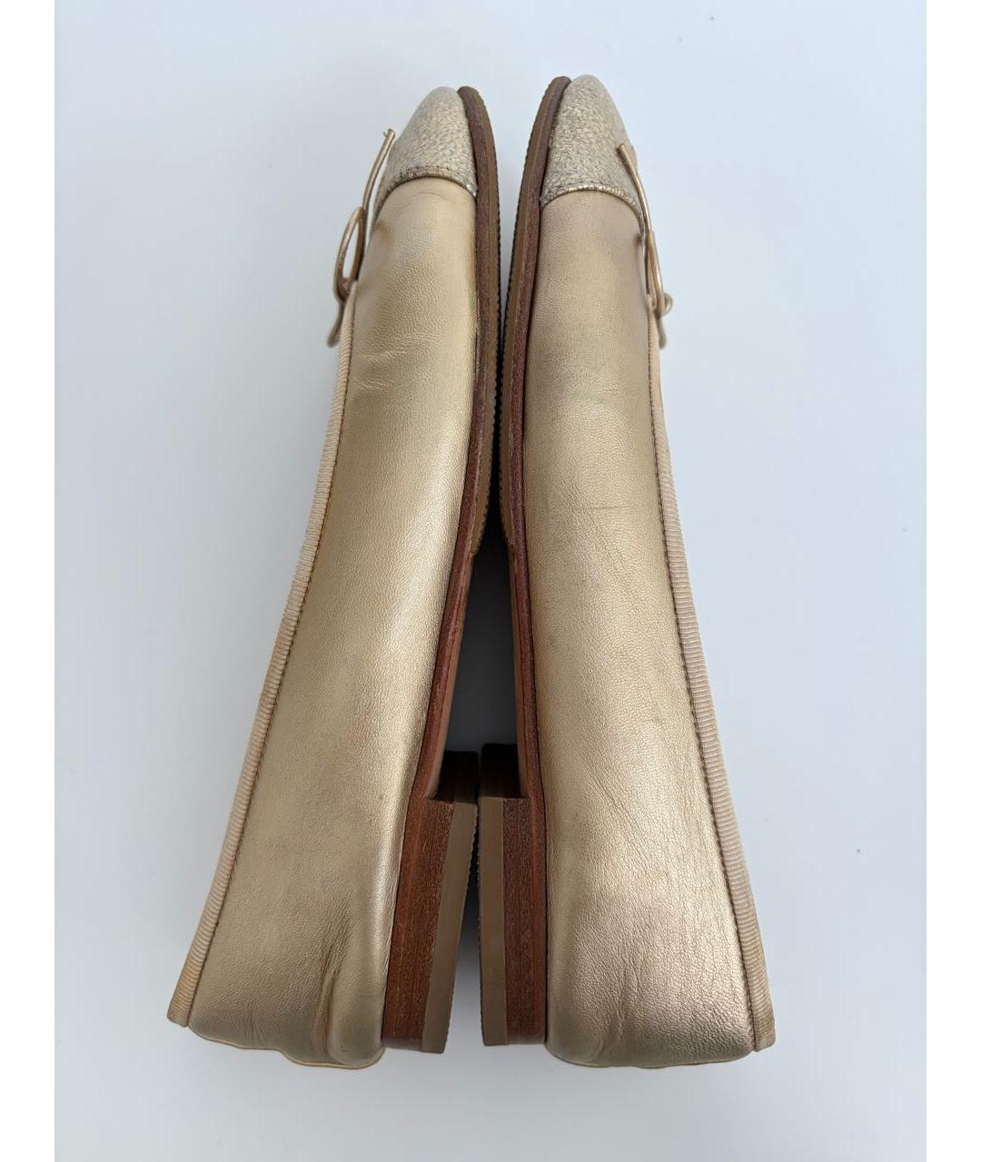 CHANEL Золотые кожаные балетки, фото 7