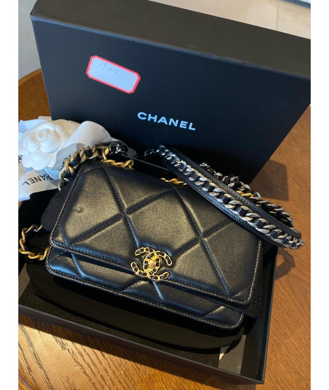 CHANEL Черная кожаная сумка через плечо, фото 2