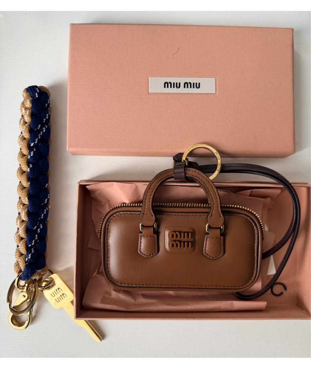 MIU MIU Темно-синий брелок, фото 6