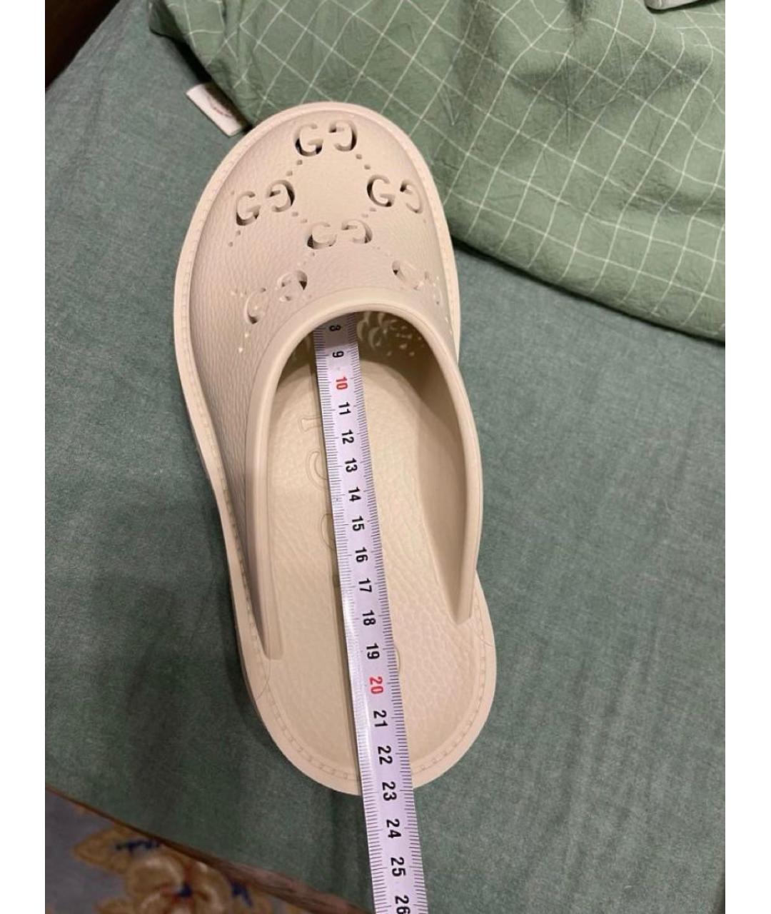 GUCCI Бежевые резиновые сабо, фото 6