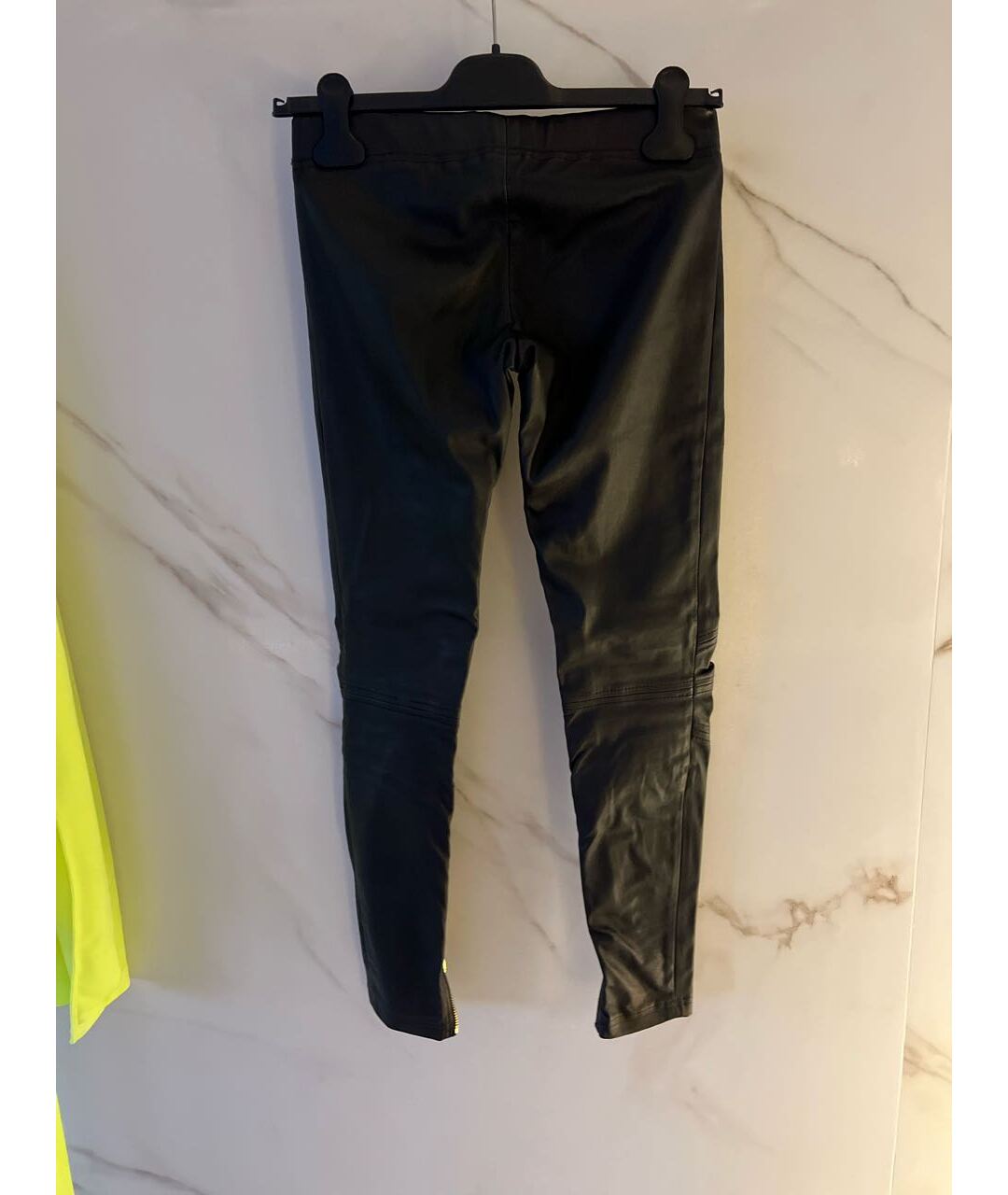 BALMAIN Черные кожаные прямые брюки, фото 2