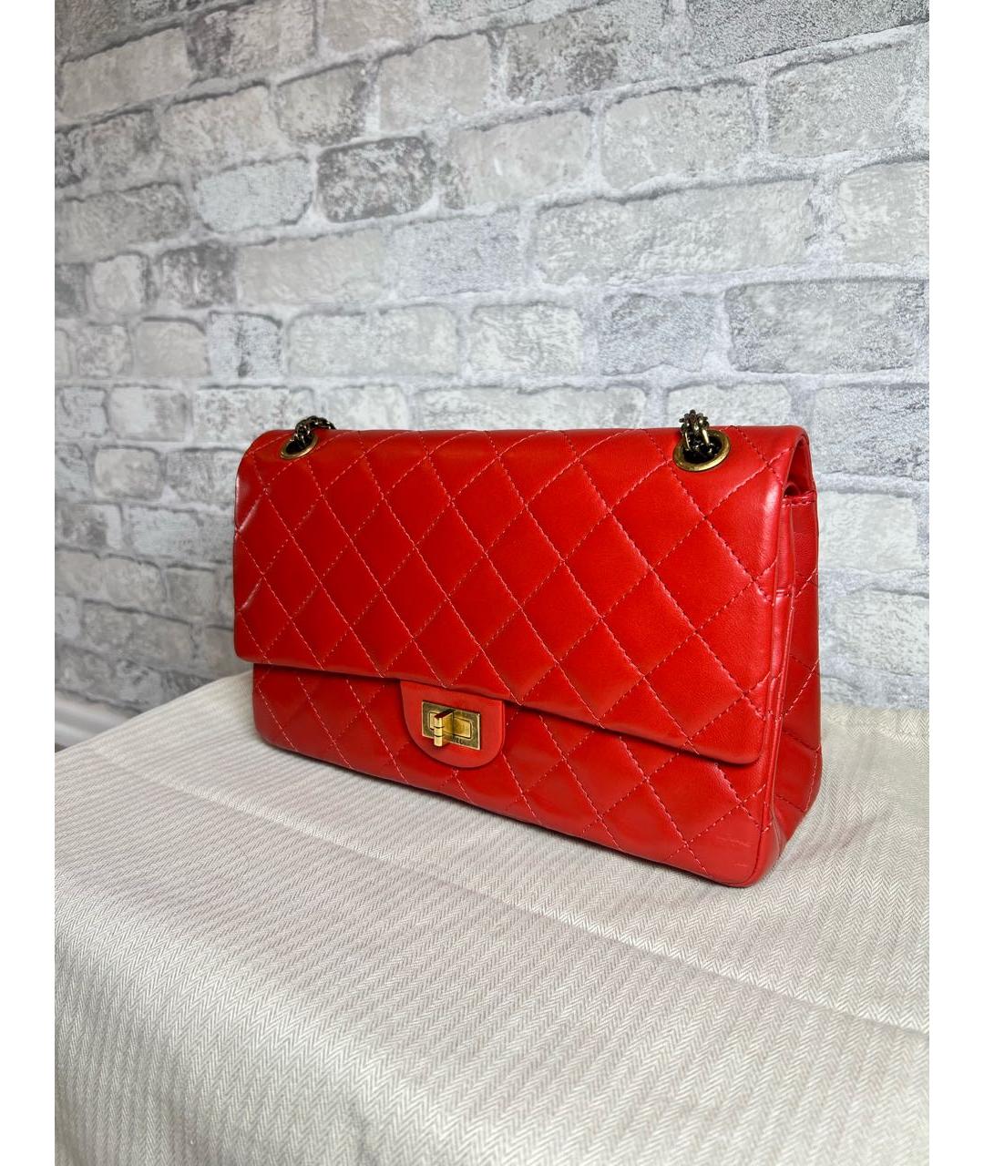 CHANEL Красная кожаная сумка через плечо, фото 2