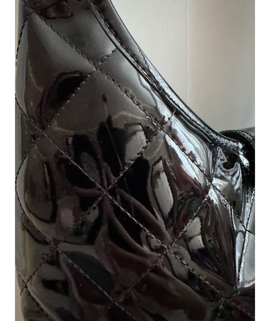 BURBERRY Черная сумка через плечо из лакированной кожи, фото 5