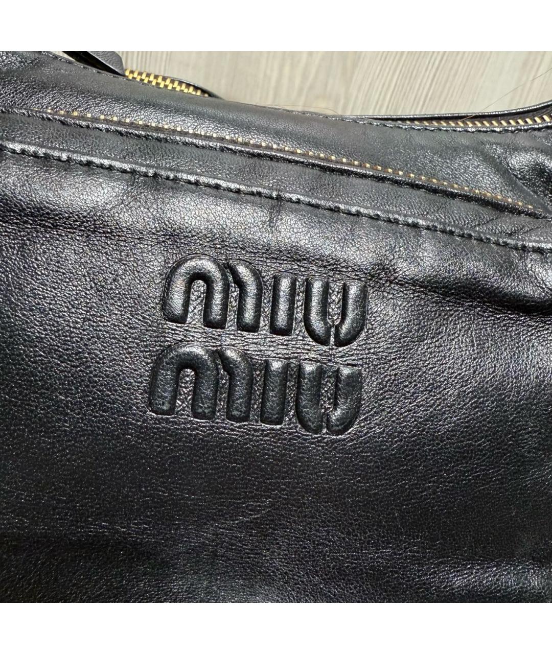MIU MIU Черная кожаная сумка через плечо, фото 3