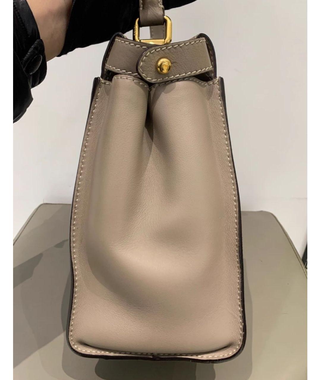 FENDI Бежевая кожаная сумка через плечо, фото 3