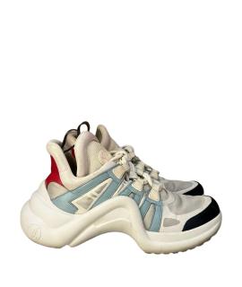 LOUIS VUITTON Кроссовки