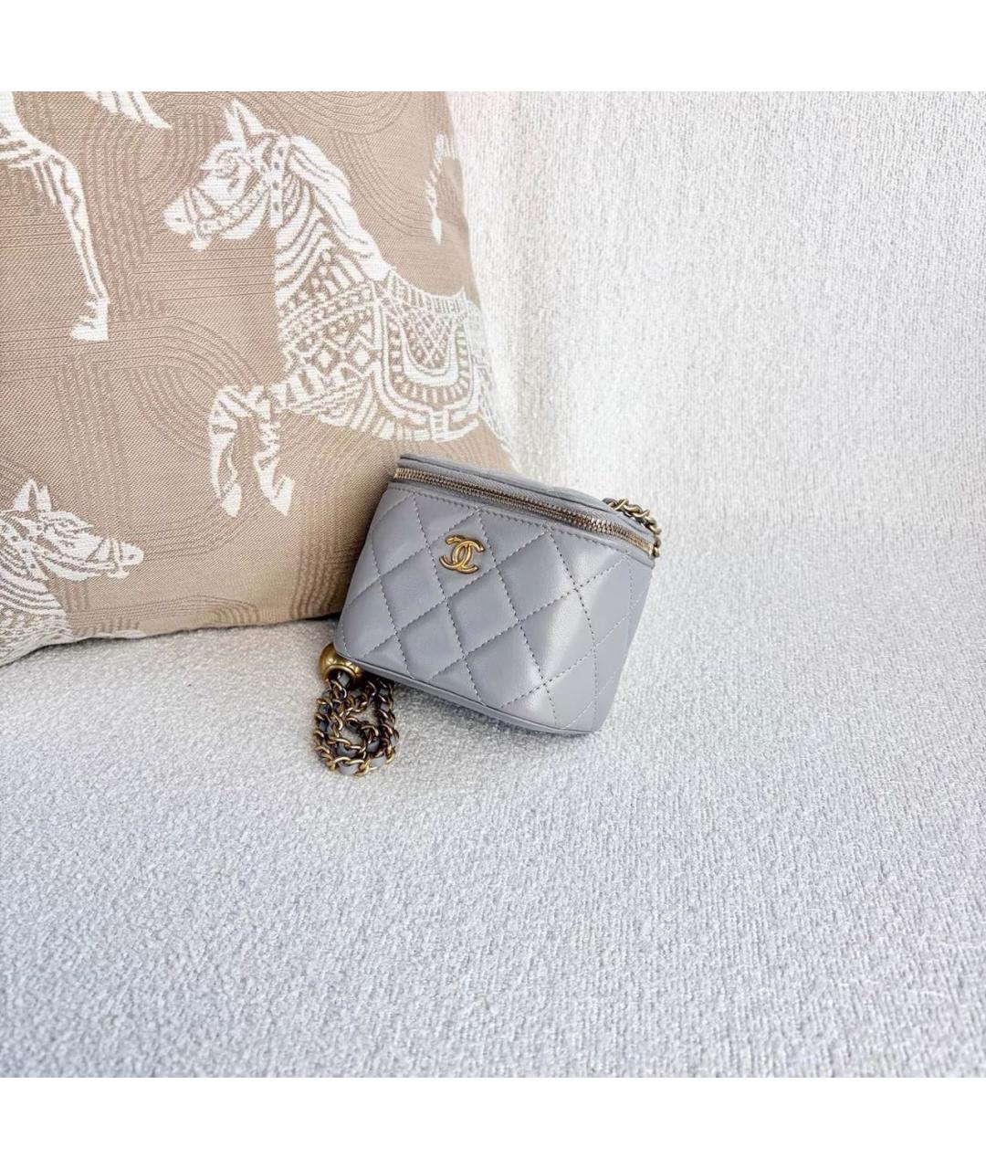 CHANEL Серая кожаная сумка через плечо, фото 3