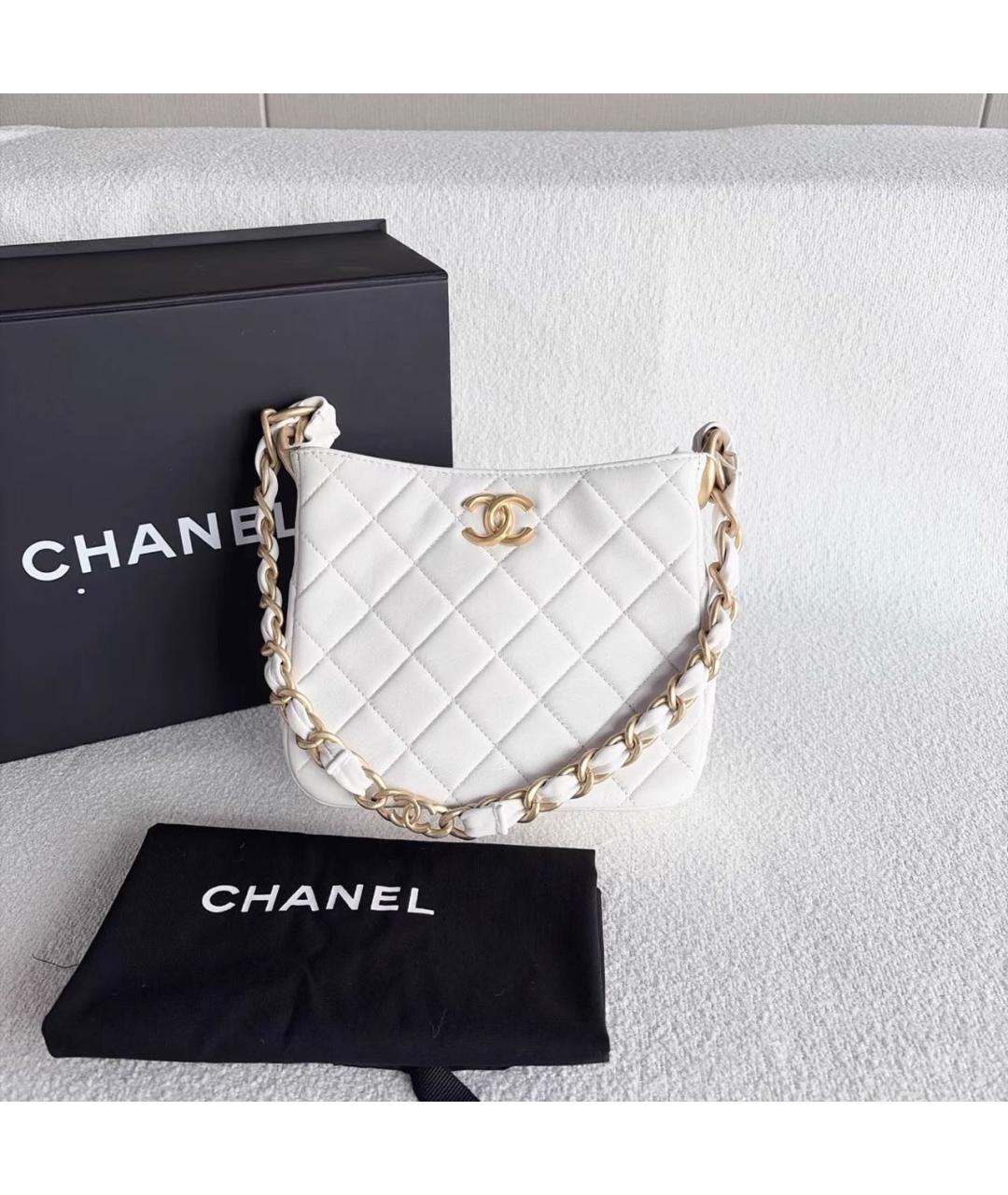 CHANEL Белая кожаная сумка через плечо, фото 2
