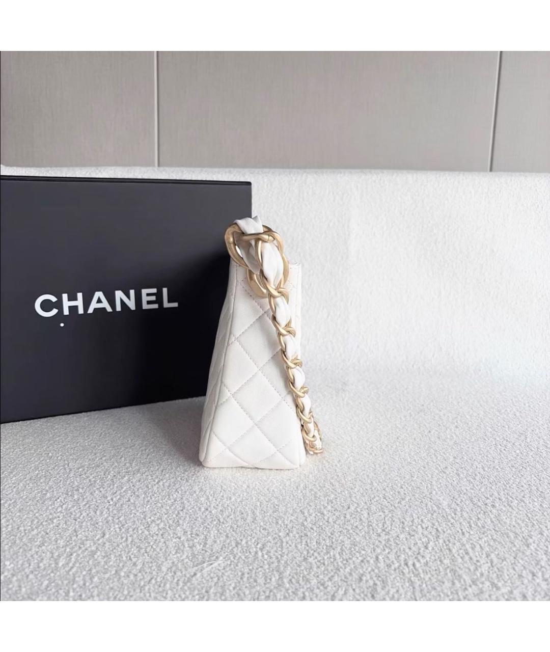 CHANEL Белая кожаная сумка через плечо, фото 3