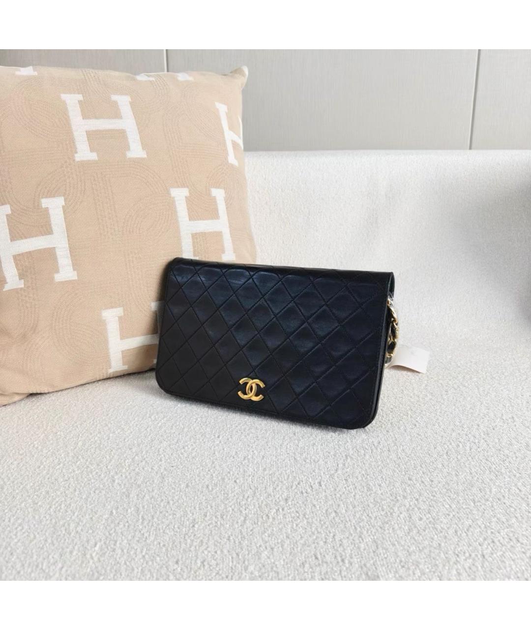 CHANEL Черная кожаная сумка через плечо, фото 3