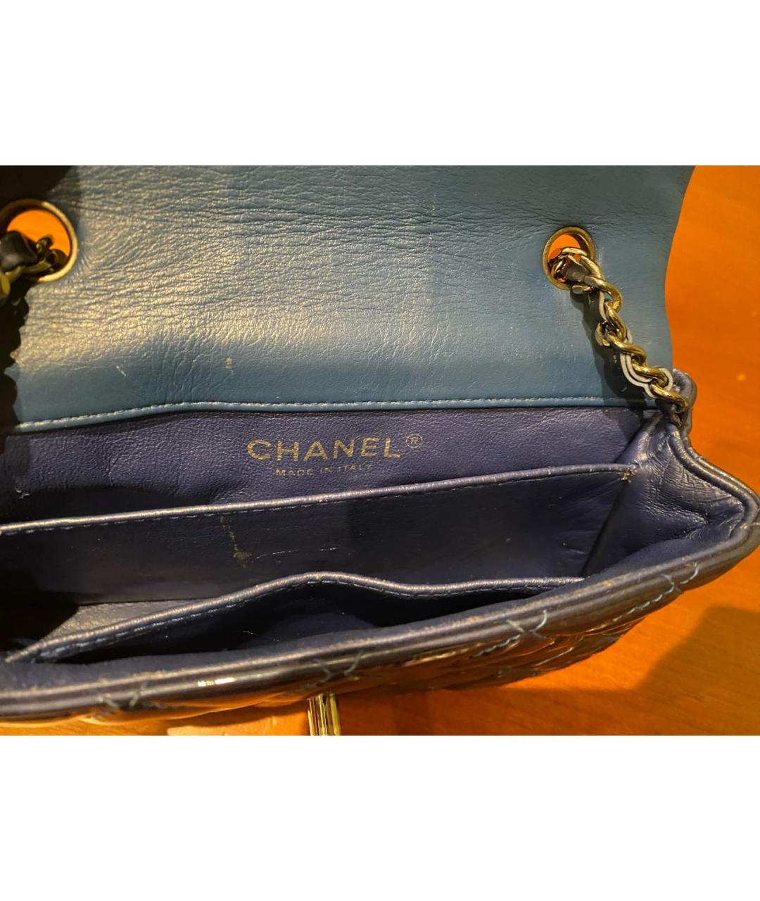 CHANEL Синяя сумка через плечо из лакированной кожи, фото 4